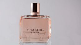 ¿Cuánto cuesta un perfume Givenchy para mujer?